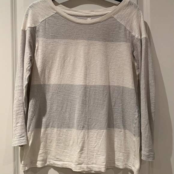 White & Light Grey Striped 3/4 Sleeve Shirt - Picture 3 of 7